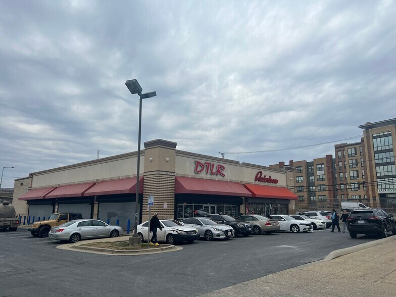 3932-3962 Minnesota Ave NE, Washington, DC à louer - Photo du bâtiment - Image 3 de 5