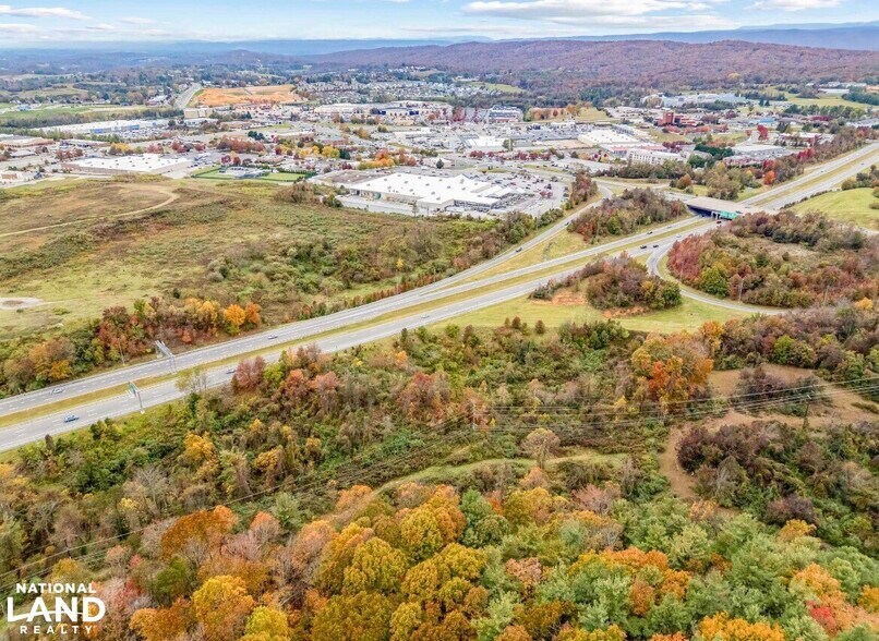 0 Yellow Sulphur Rd, Christiansburg, VA à vendre - Photo principale - Image 1 de 9
