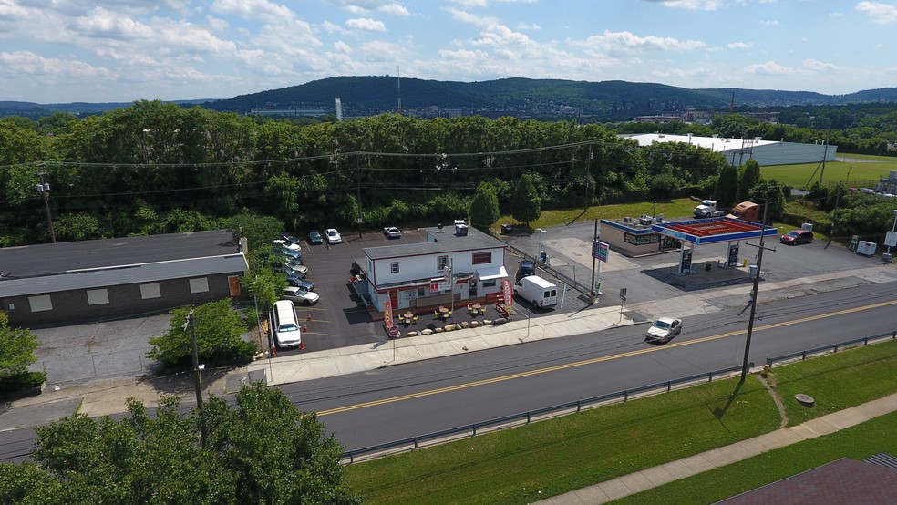 1130 Pembroke Rd, Bethlehem, PA for lease - Primary Photo - Image 1 of 41