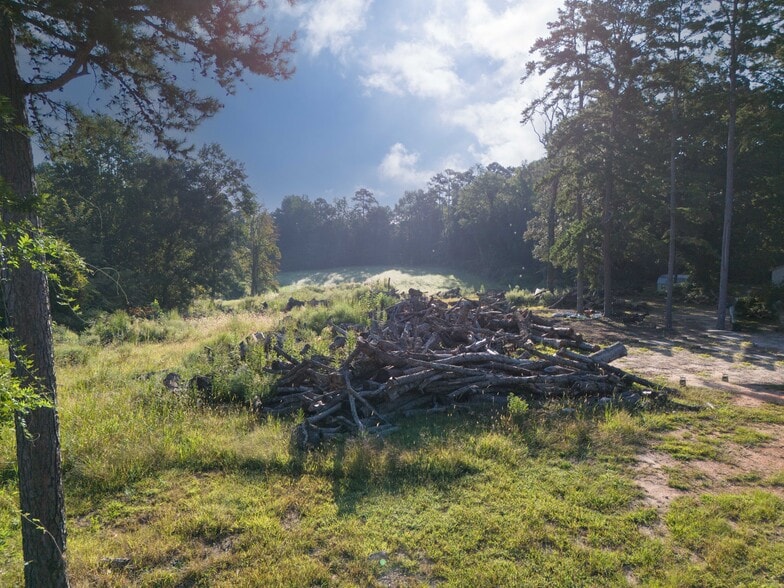 343 GA-16, Newnan, GA à vendre - Photo du bâtiment - Image 3 de 11