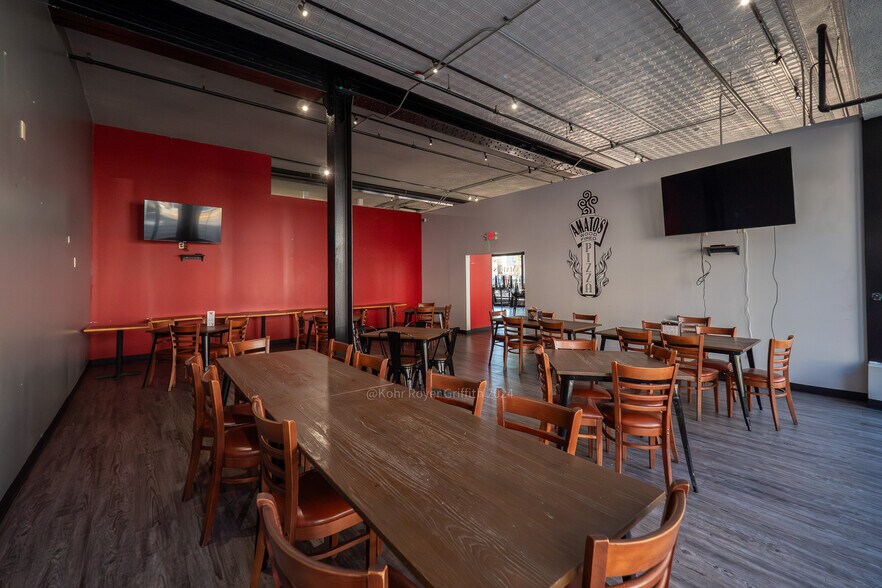 143 W Center St, Marion, OH à louer - Photo du bâtiment - Image 2 de 11