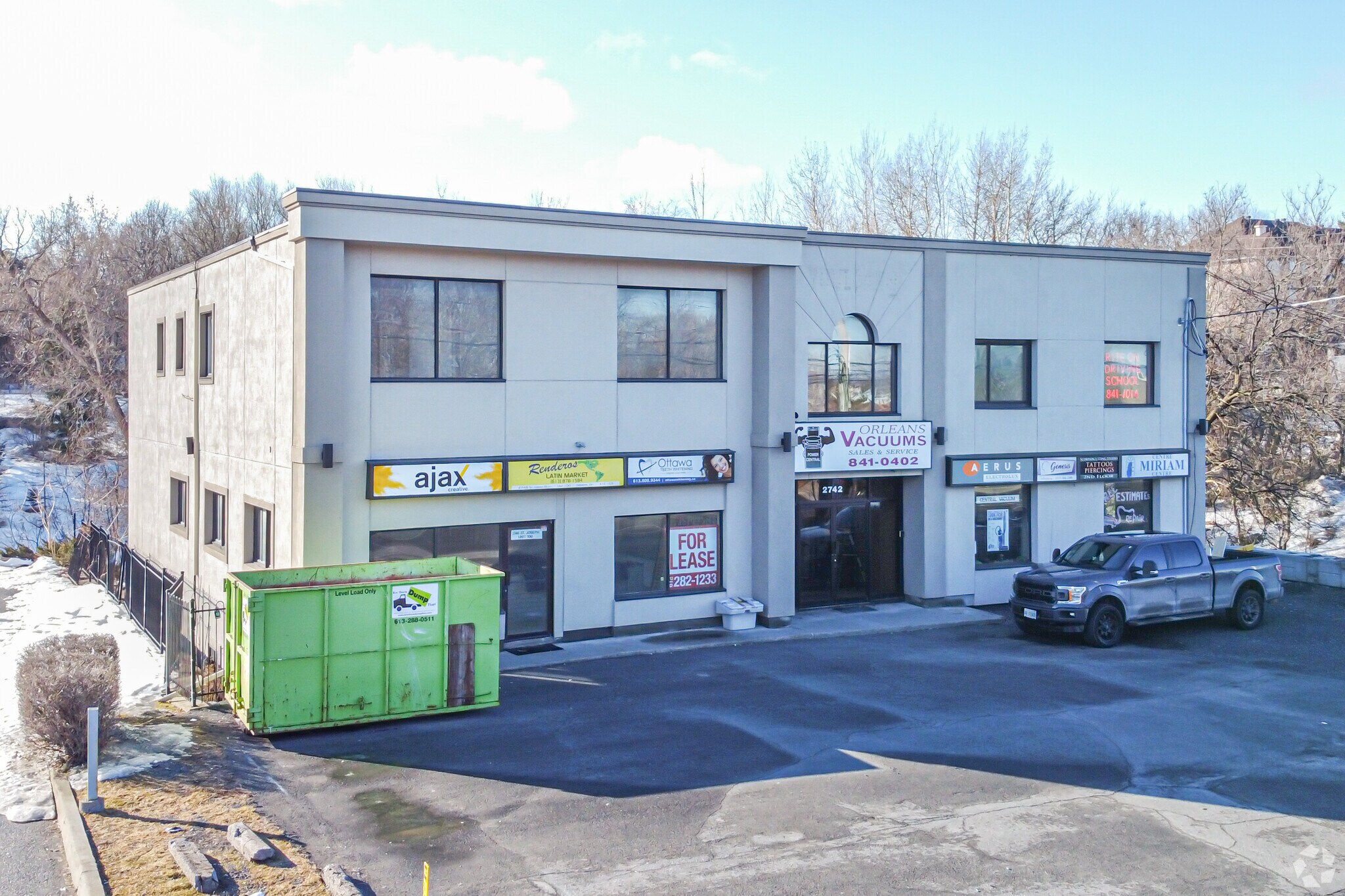 2742-2746 St Joseph Blvd, Ottawa, ON à vendre Photo principale- Image 1 de 1