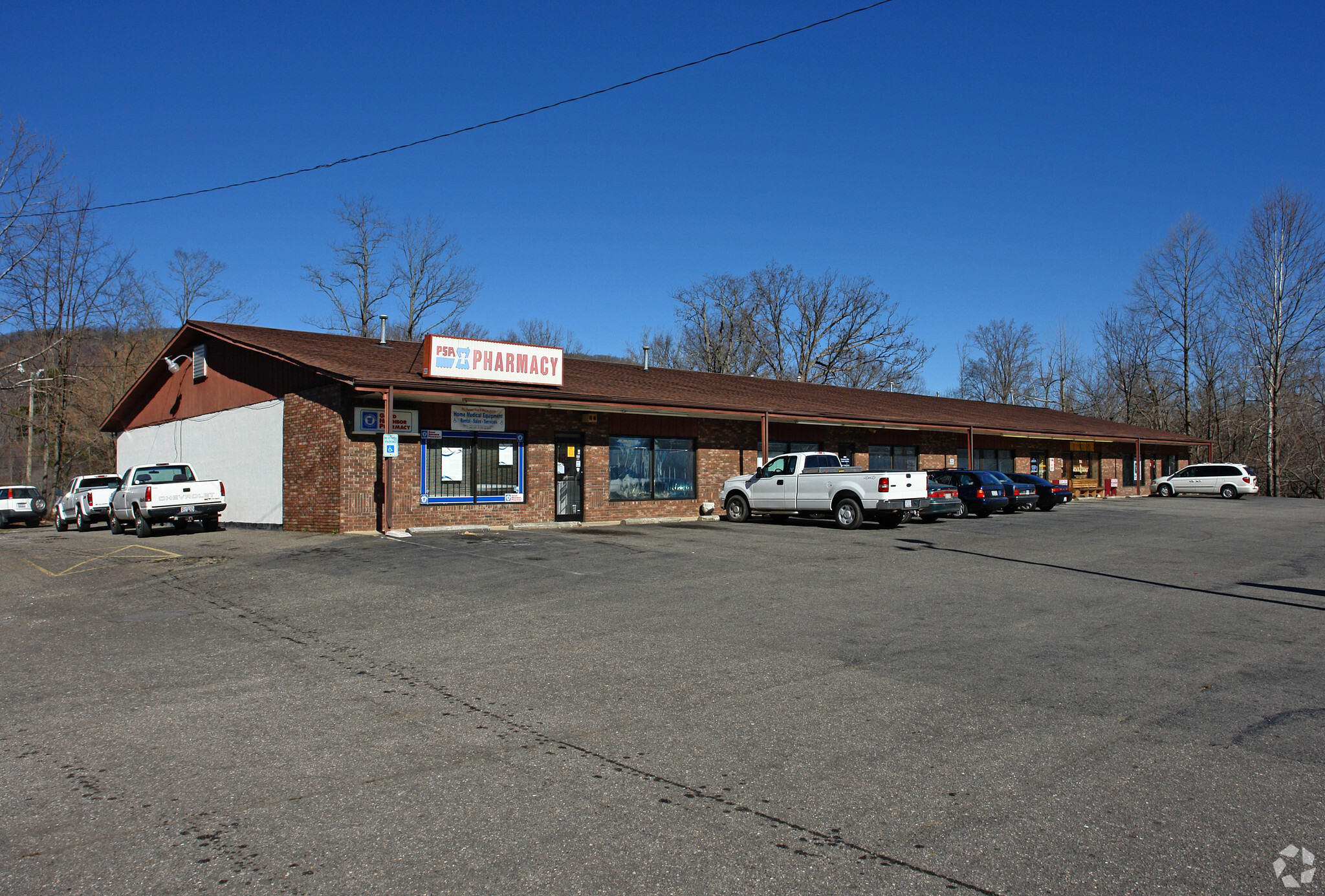 2296-2300 Us-70, Swannanoa, NC à vendre Photo principale- Image 1 de 1