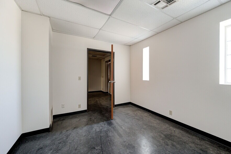 412 Glade Ave, Oklahoma City, OK à louer - Photo du bâtiment - Image 3 de 61