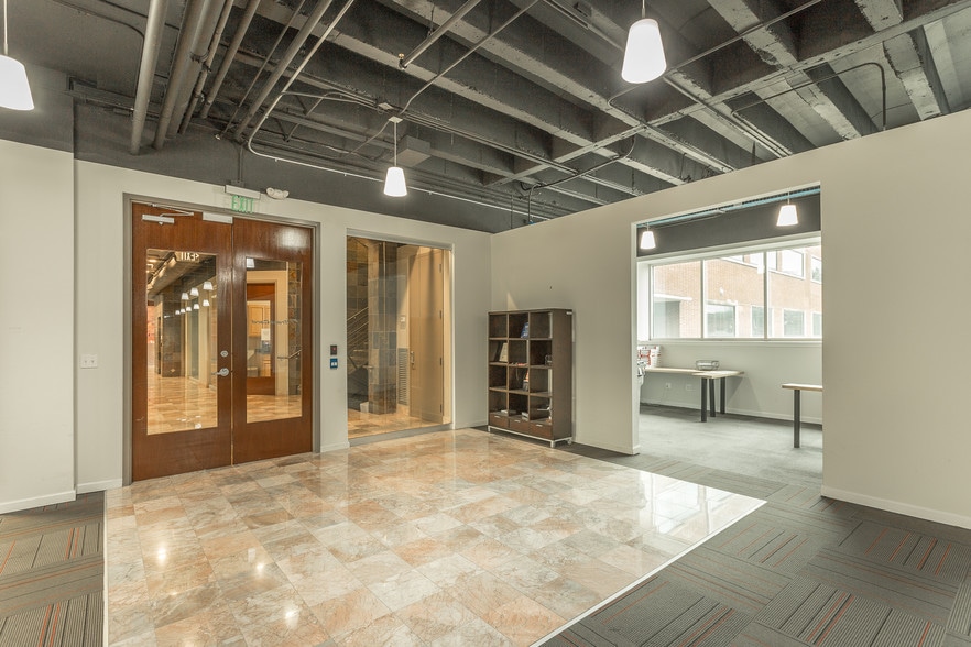 1301 Riverfront Pkwy, Chattanooga, TN for lease - Interior Photo - Image 3 of 32