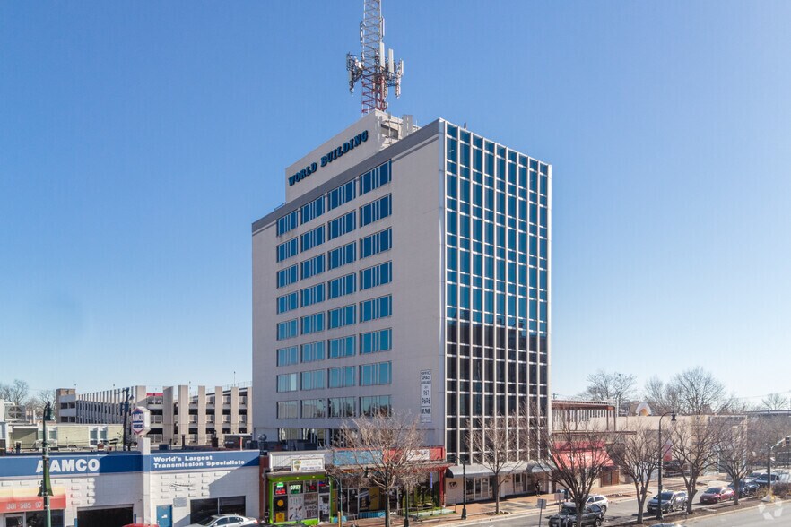 8121 Georgia Ave, Silver Spring, MD à louer - Photo du bâtiment - Image 3 de 4