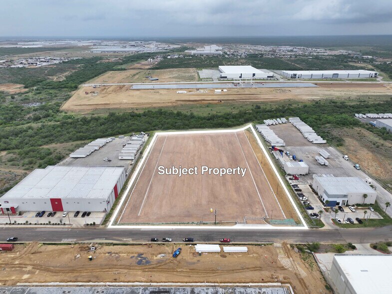 4006 Quivira Dr, Laredo, TX à louer - Photo du bâtiment - Image 1 de 3