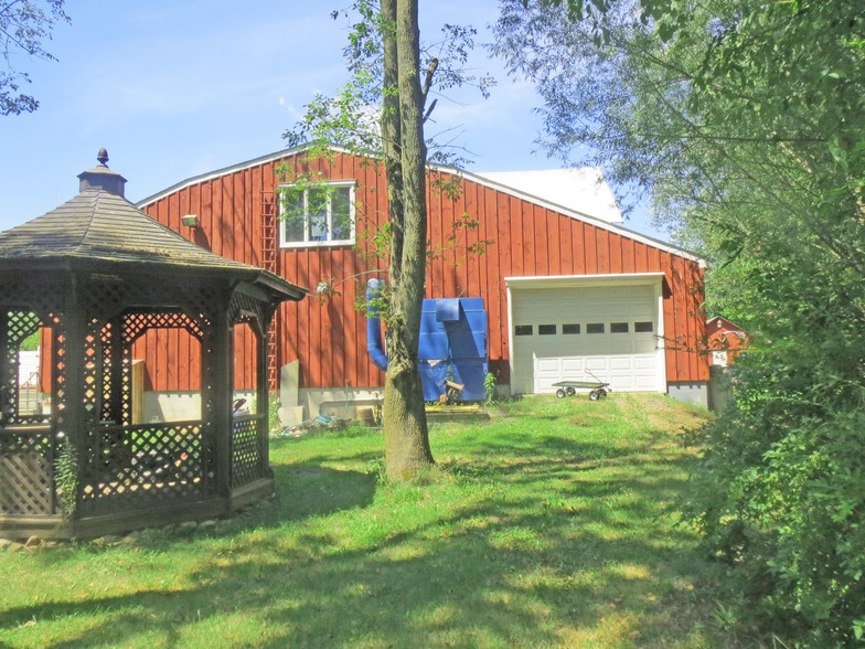 1006 Palm Hill Rd, Palm, PA for sale - Primary Photo - Image 1 of 1