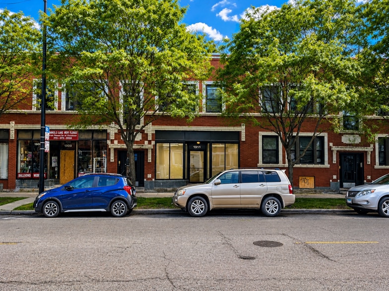 1901-1915 W Foster Ave, Chicago, IL à louer - Photo du bâtiment - Image 3 de 6