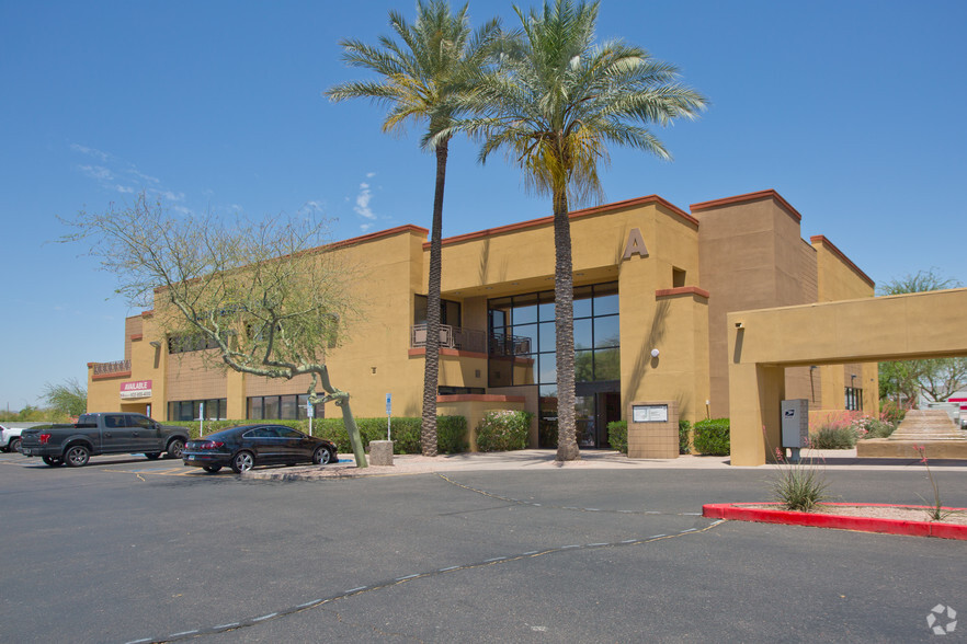 655 S Dobson Rd, Chandler, AZ for lease - Building Photo - Image 3 of 3