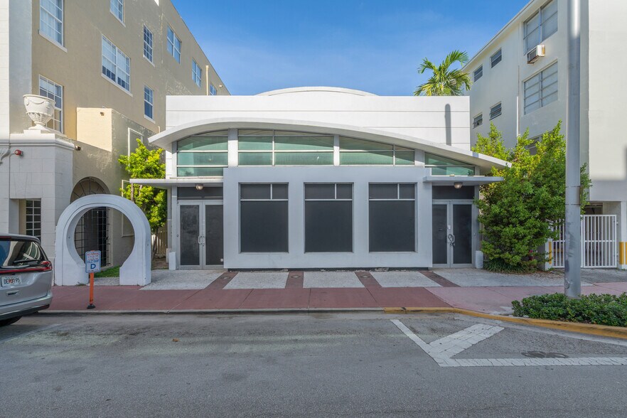 721 Collins Ave, Miami Beach, FL for sale - Building Photo - Image 1 of 37