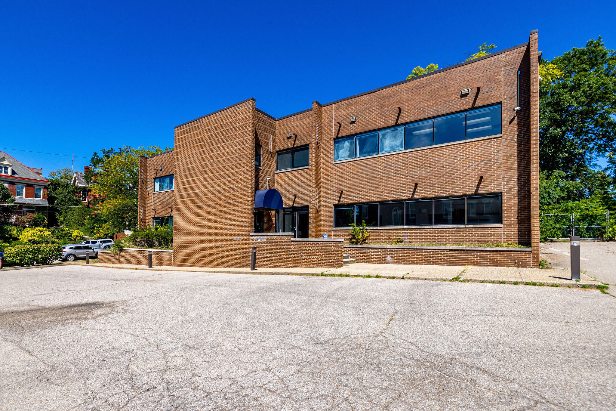 2230 Park Ave, Cincinnati, OH for lease Building Photo- Image 1 of 9