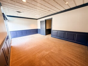 201 E Camperdown Way, Greenville, SC for lease Interior Photo- Image 2 of 2