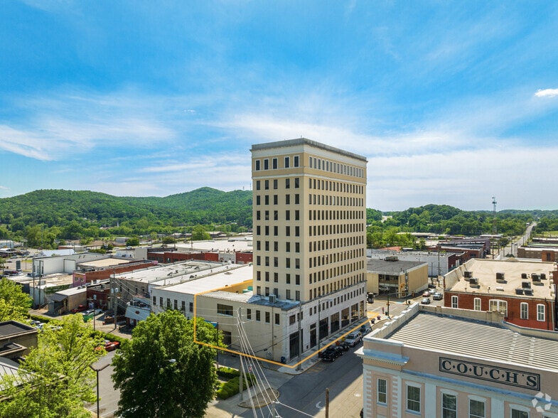 931 Noble St, Anniston, AL à vendre - Photo du bâtiment - Image 3 de 19