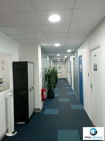 Bureau dans Grenoble à louer - Photo intérieure - Image 2 de 13
