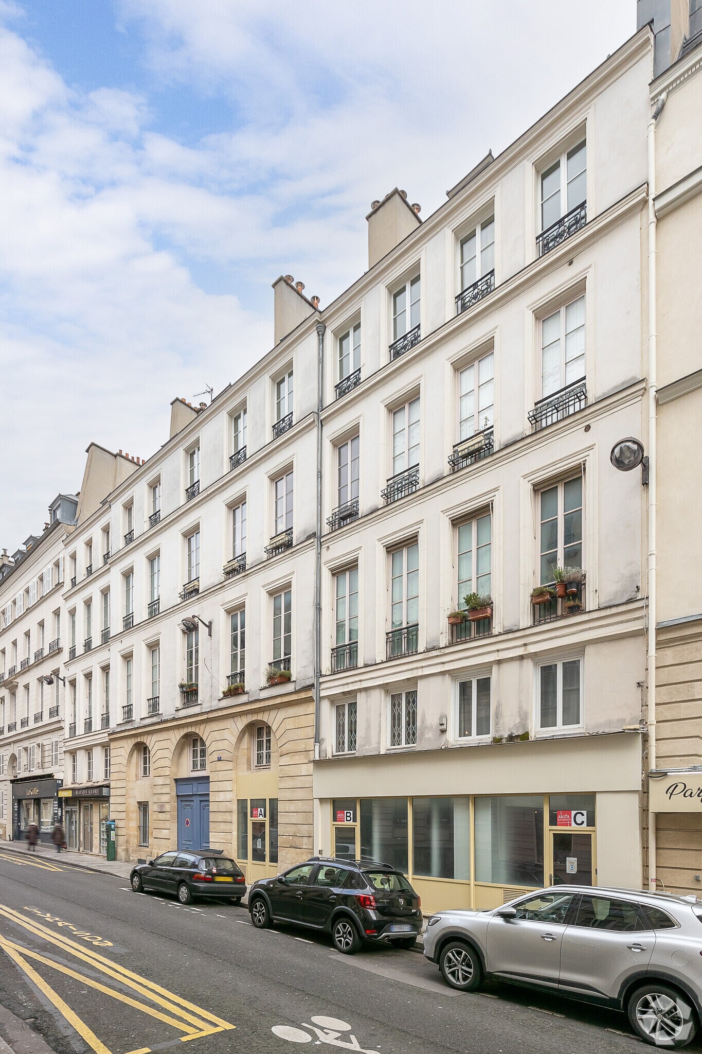 16 Rue Meslay, Paris for lease Primary Photo- Image 1 of 11