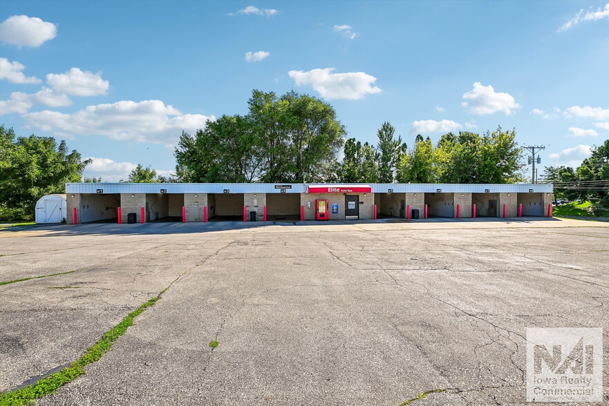 665 Keyes Ct, Marion, IA à vendre - Photo du bâtiment - Image 3 de 20