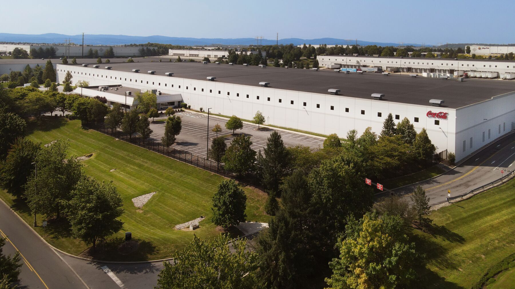 400 Boulder Dr, Breinigsville, PA for lease Building Photo- Image 1 of 10