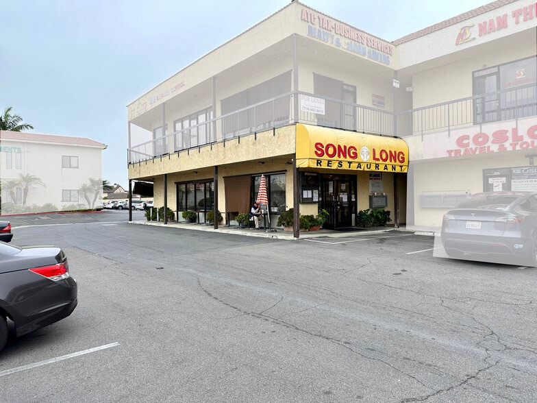 9361 Bolsa Ave, Westminster, CA à louer - Photo du bâtiment - Image 2 de 17