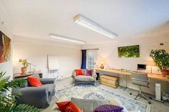 19 East St, Farnham for lease Interior Photo- Image 1 of 2