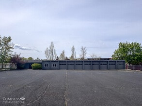 100 NE Hawthorne Ave, Bend, OR for lease Interior Photo- Image 1 of 16