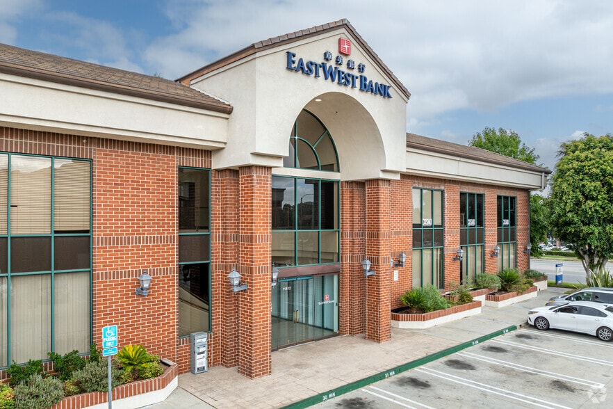 11812-11824 South st, Cerritos, CA for lease - Building Photo - Image 2 of 5