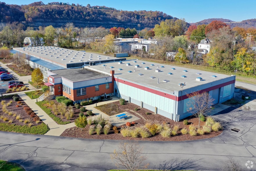 201 Ann St, Oakmont, PA à louer - Aérien - Image 3 de 5