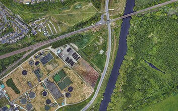 City Field Ct, Wakefield, WYK - Aerial  map view