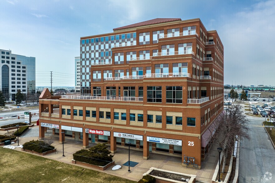 25 Watline Ave, Mississauga, ON à louer - Photo du bâtiment - Image 3 de 5