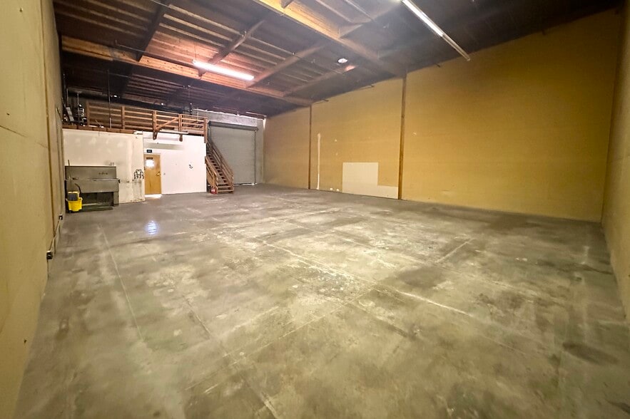 432 N Canal St, South San Francisco, CA à louer - Photo du bâtiment - Image 3 de 8