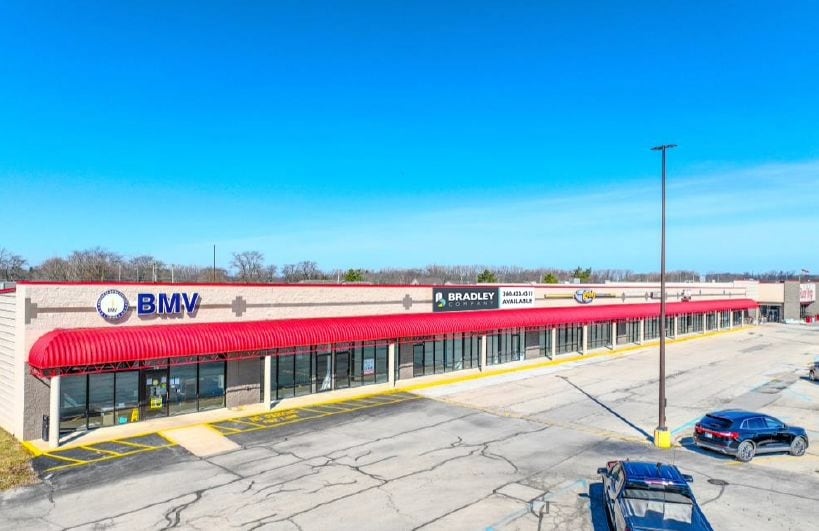 613-619 N 13th St, Decatur, IN for lease - Building Photo - Image 2 of 9