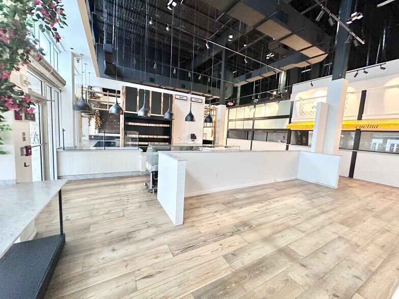 349 Johnson St, Hollywood, FL à louer - Photo du bâtiment - Image 2 de 11