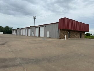 Plus de détails pour 9011 Polaris Dr, Oklahoma City, OK - Industriel à louer