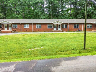 Plus de détails pour 144 Nottingham Dr, Forest City, NC - Multi-résidentiel à vendre