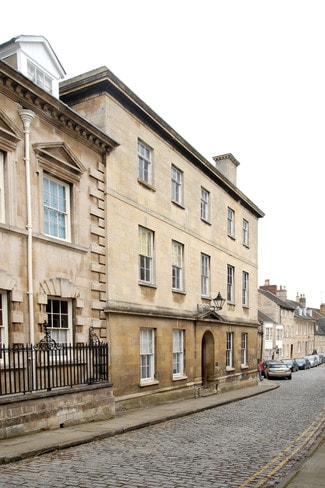 Plus de détails pour 14 Barn Hl, Stamford - Coworking à louer