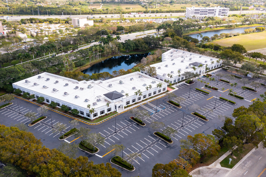 3040 Universal Blvd, Weston, FL for lease - Aerial - Image 3 of 13