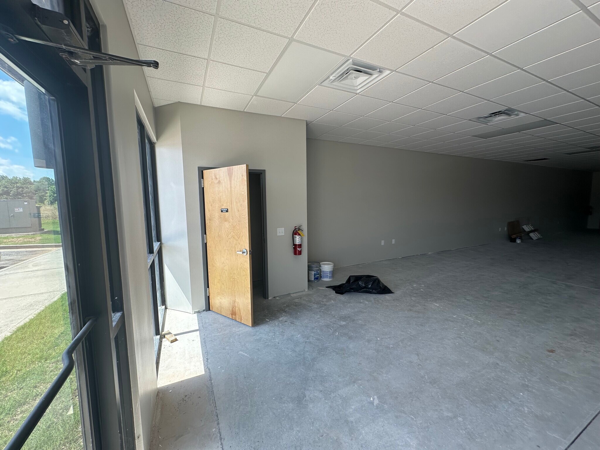 132 Gateway Ln, Bethlehem, GA for lease Interior Photo- Image 1 of 13