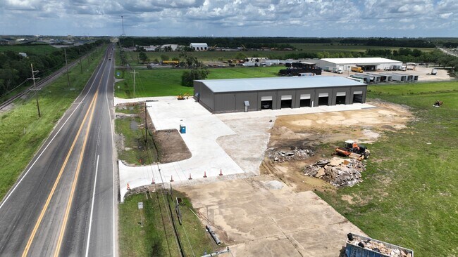 More details for 7385 Fannett Rd, Beaumont, TX - Industrial for Lease