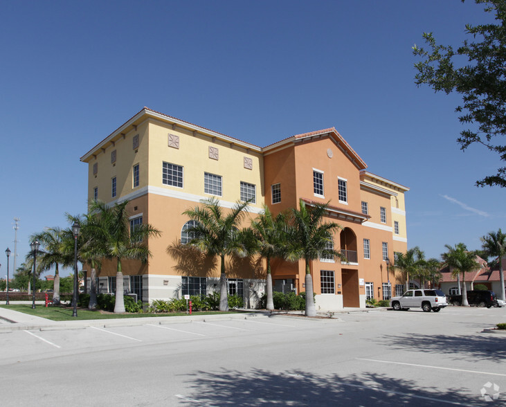 9401 Corkscrew Palms Cir, Estero, FL à vendre - Photo principale - Image 1 de 1