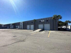 9700-9770 NW 91st Ct, Medley, FL for lease Interior Photo- Image 2 of 3