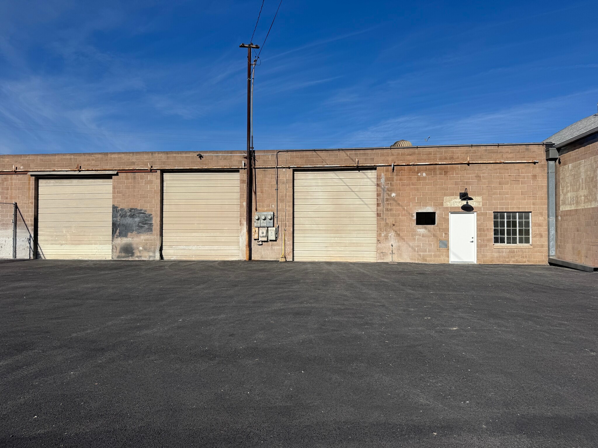 1726 N Ventura Ave, Ventura, CA for lease Building Photo- Image 1 of 11
