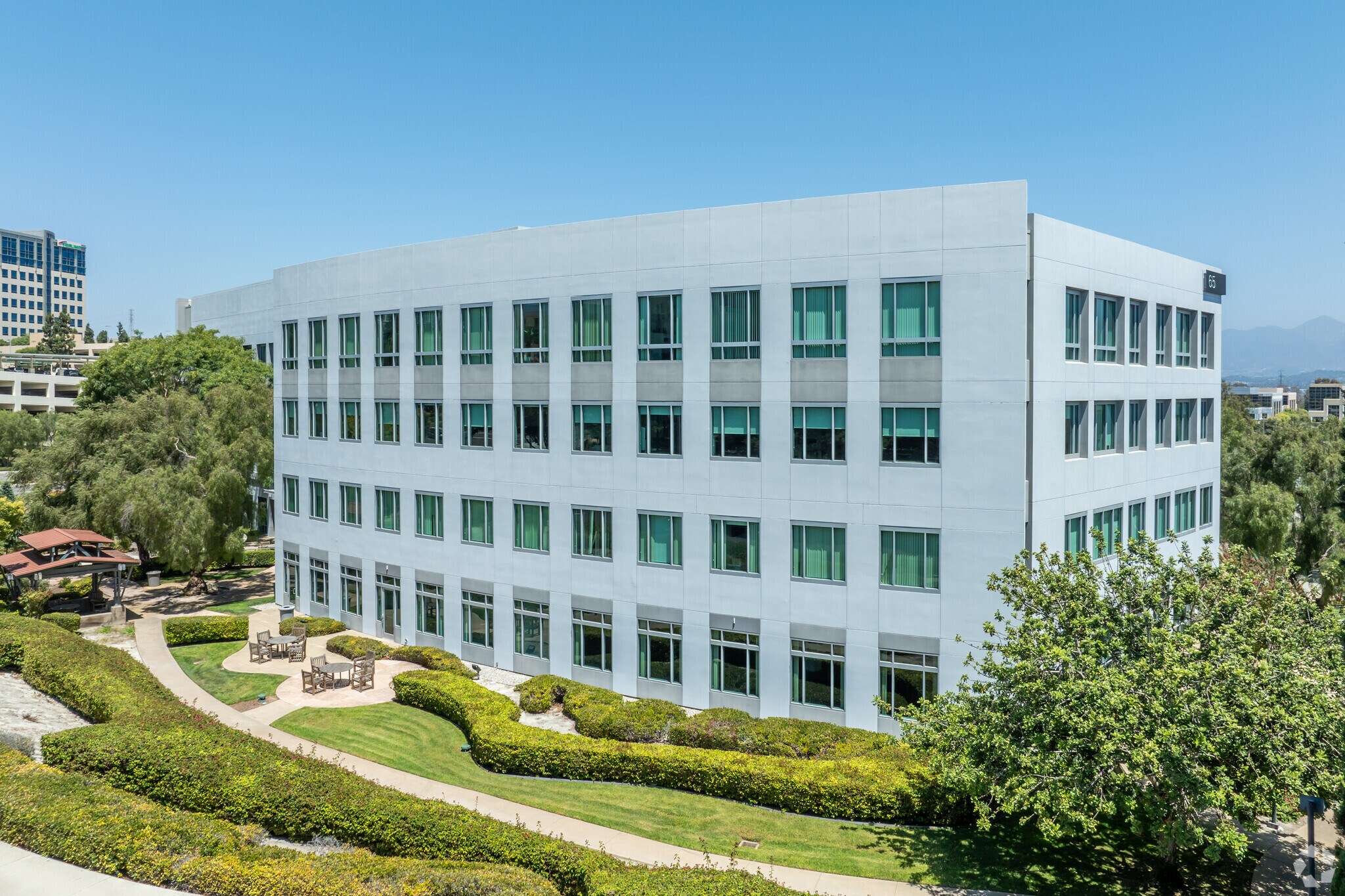 65 Enterprise, Aliso Viejo, CA à louer Photo du bâtiment- Image 1 de 8