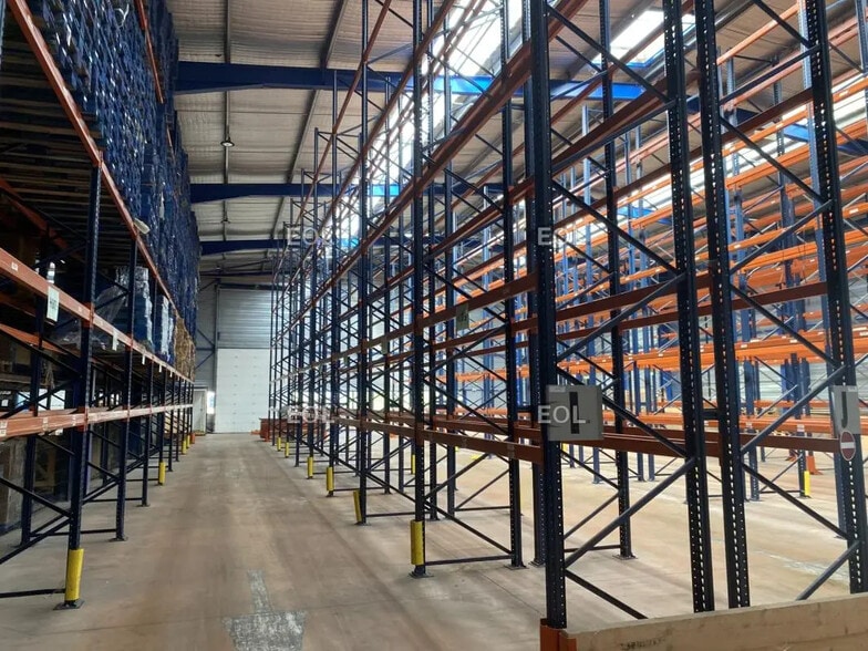 Industriel dans Genas à louer - Photo intérieure - Image 3 de 8