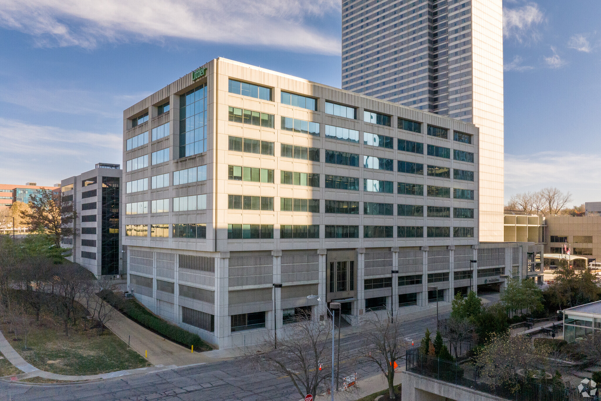 2301 Mcgee St, Kansas City, MO for lease Building Photo- Image 1 of 6