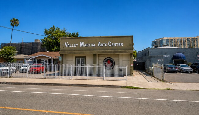 More details for 11316 Burbank Blvd, North Hollywood, CA - Retail for Lease