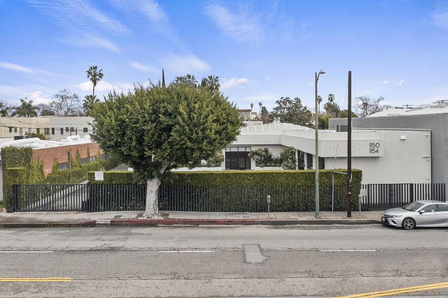 1150-1154 S Robertson Blvd, Los Angeles, CA for lease - Primary Photo - Image 1 of 21