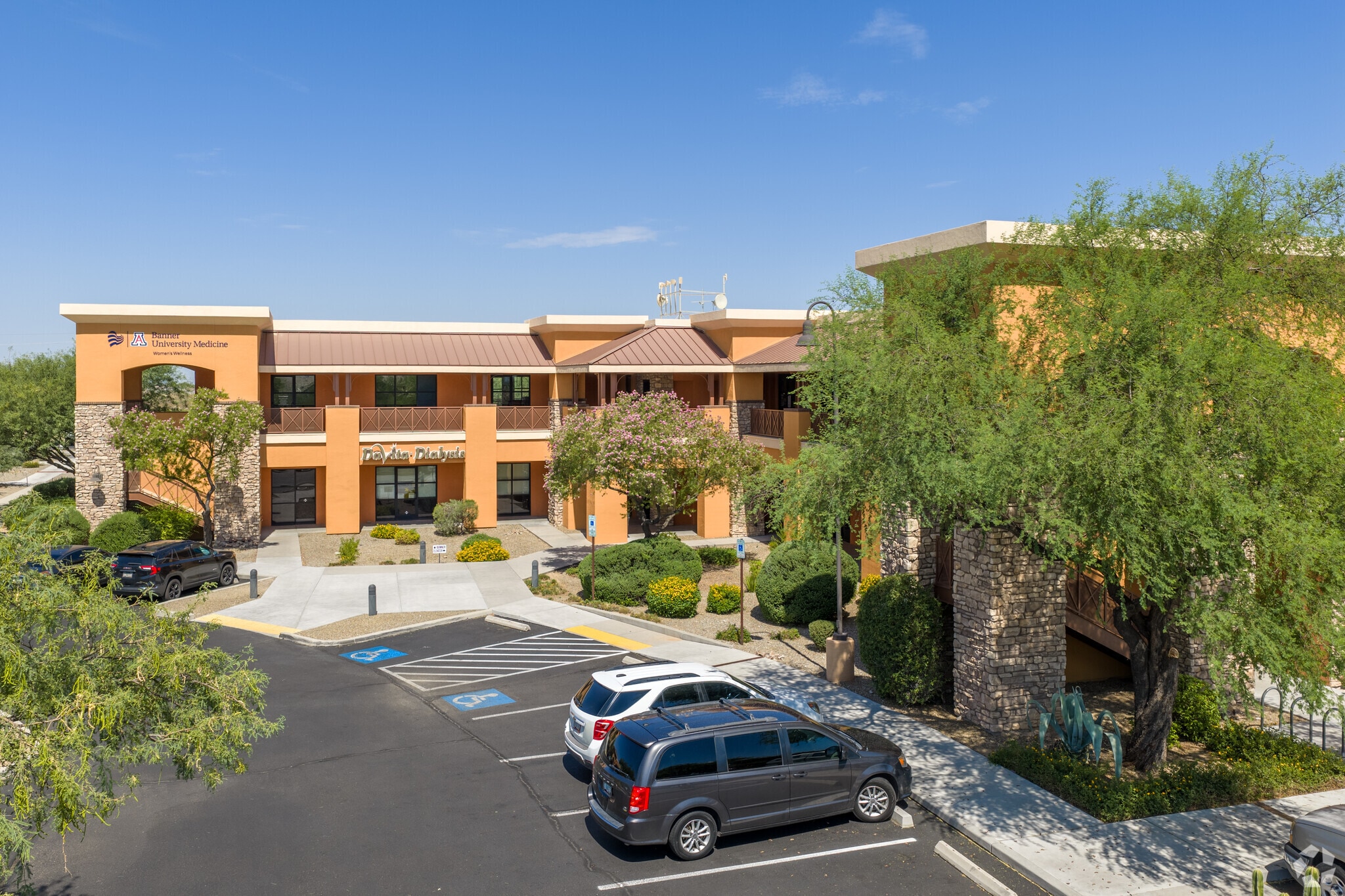 7355 S Houghton Rd, Tucson, AZ for lease Building Photo- Image 1 of 36
