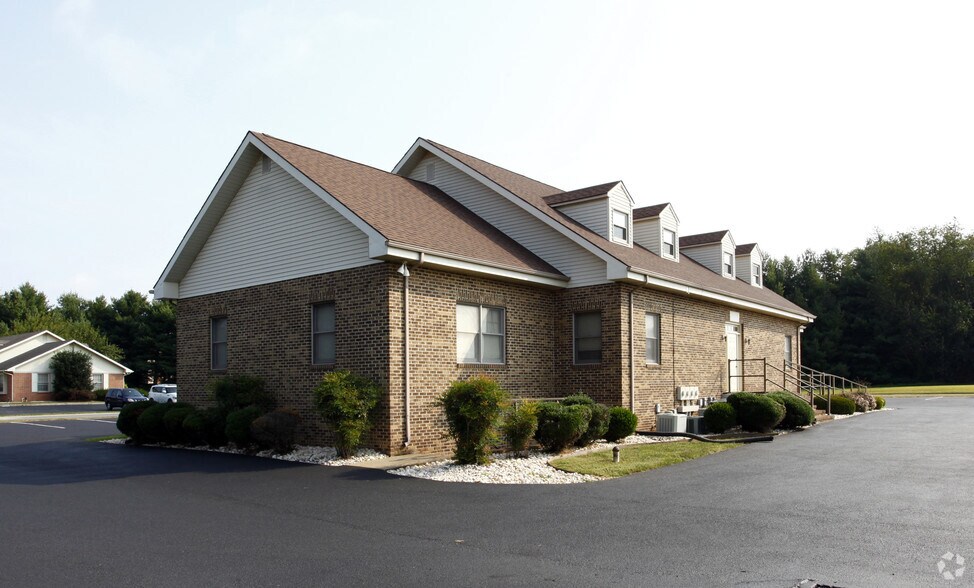 1991 S State St, Dover, DE à louer - Photo du bâtiment - Image 3 de 18