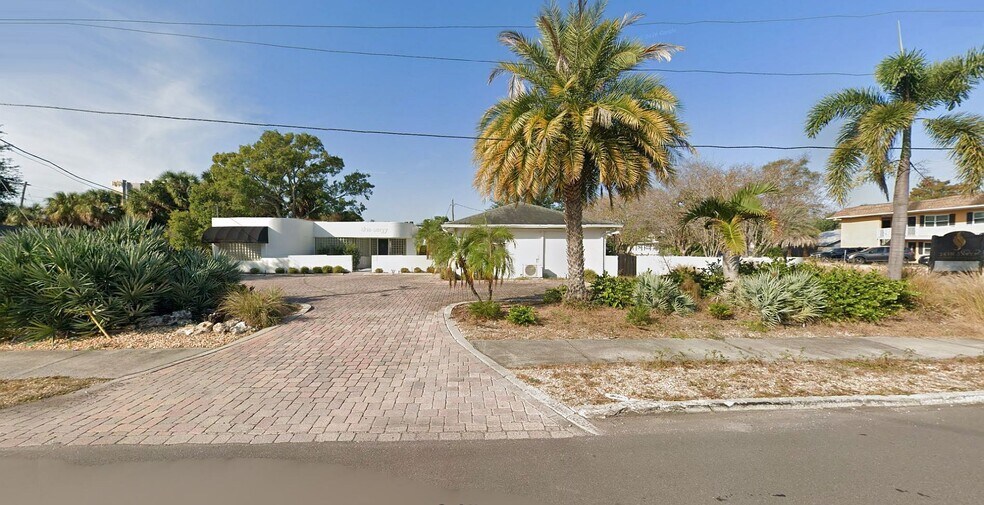 2802 W Azeele St, Tampa, FL à louer - Photo principale - Image 1 de 4