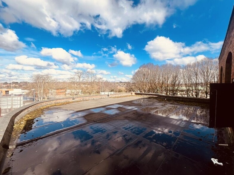 St Johns Rd, Stourbridge for lease - Building Photo - Image 2 of 13